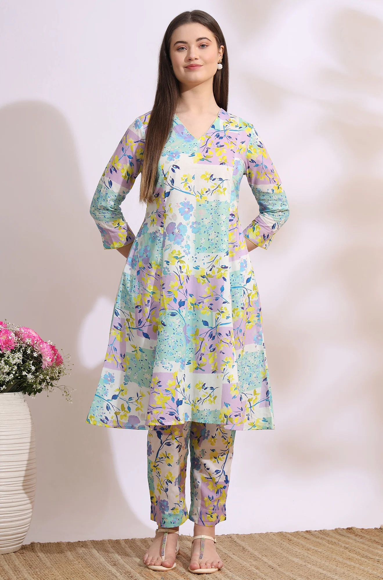 White Floral Printed Flared Pure Cotton Kurta and Pants Co-ord Set - Image 2