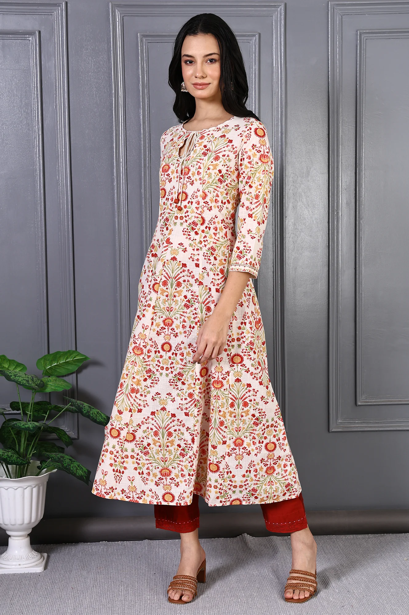 White Floral Printed Metal Embellishment Pure Cotton Flared Kurta - Image 4