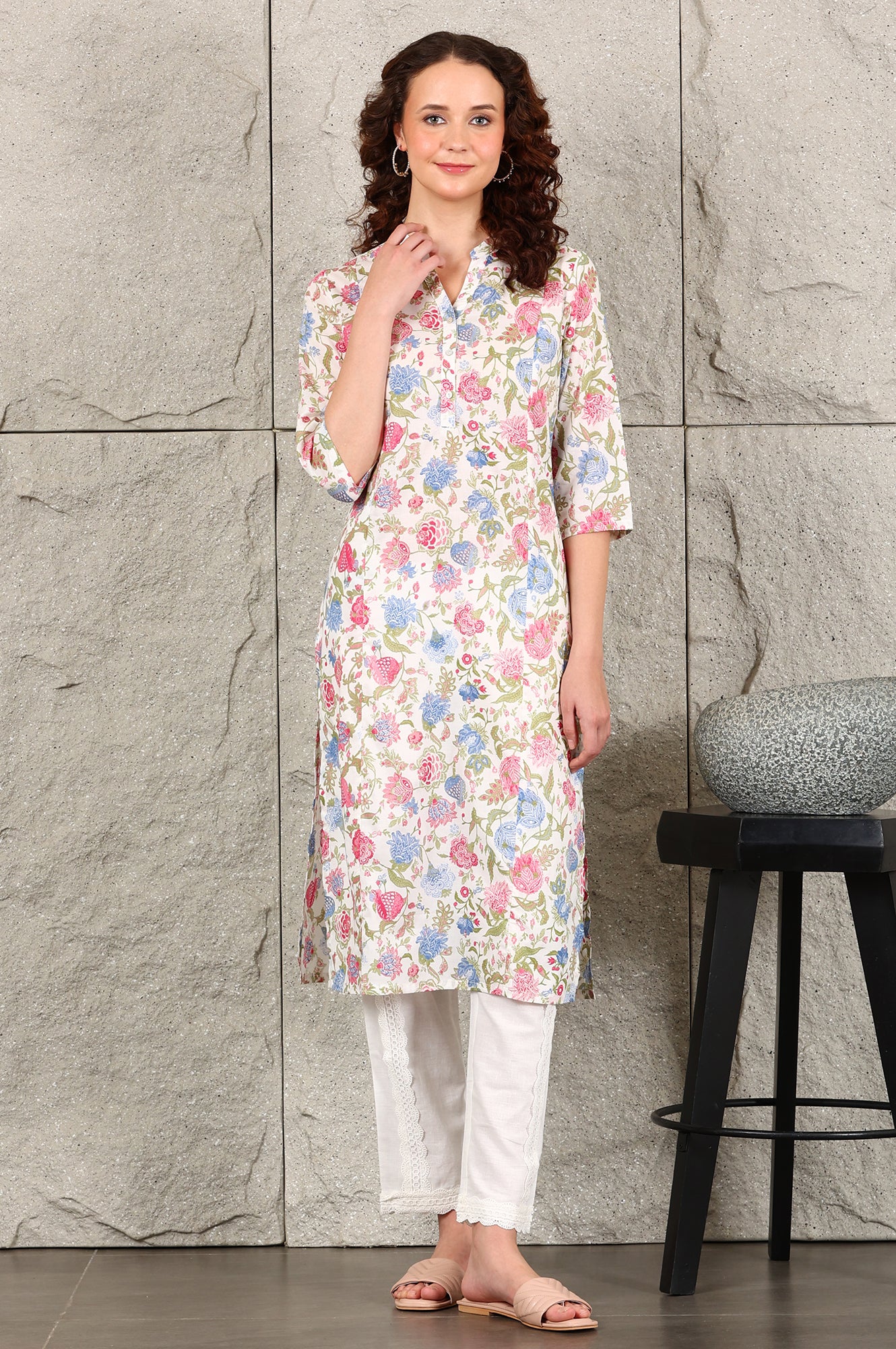 White Floral Printed Pure Cotton Straight Kurta - Image 2