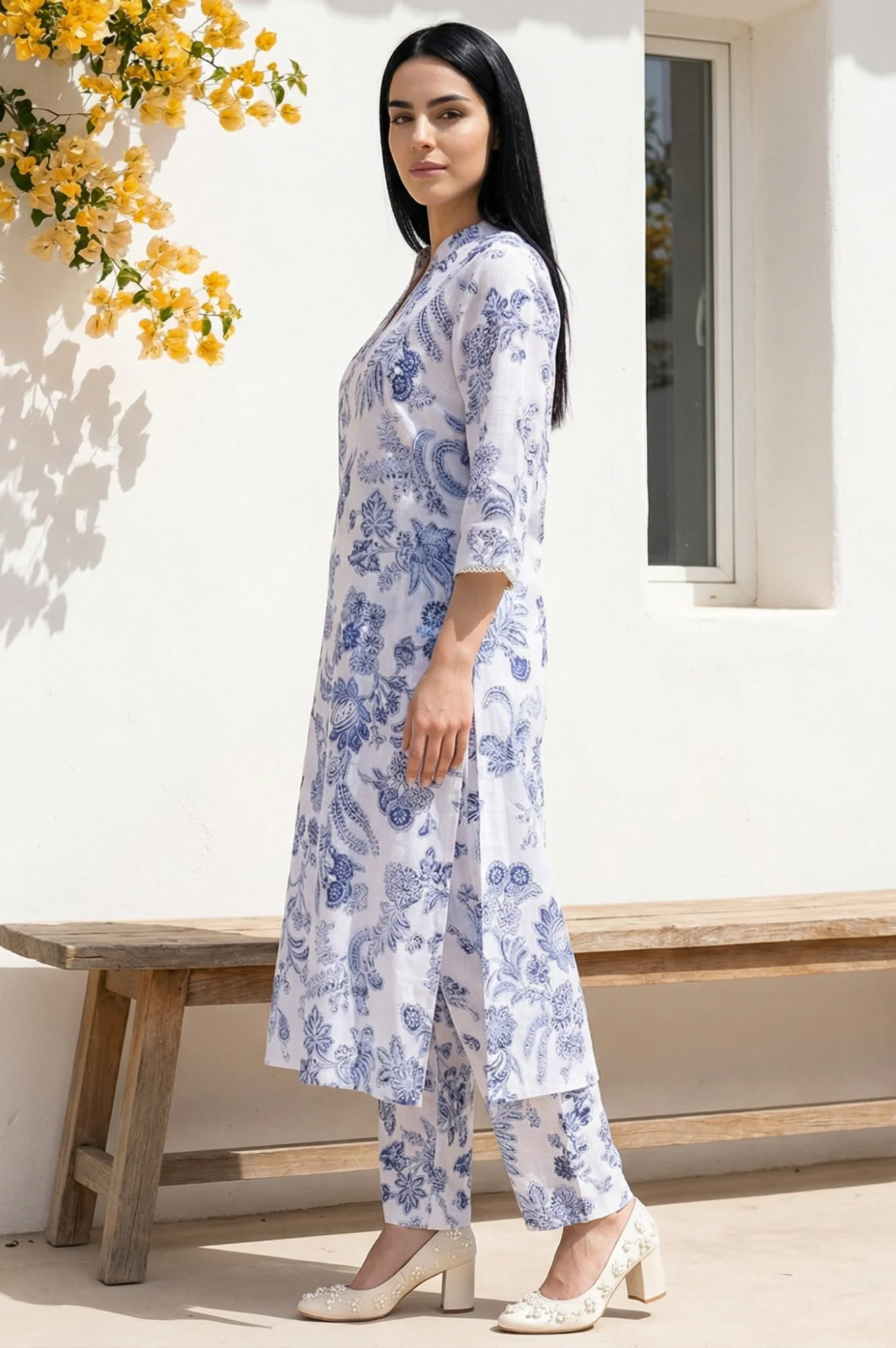 White Floral Printed Pure Cotton Straight Kurta with Straight Pant Set - Image 3