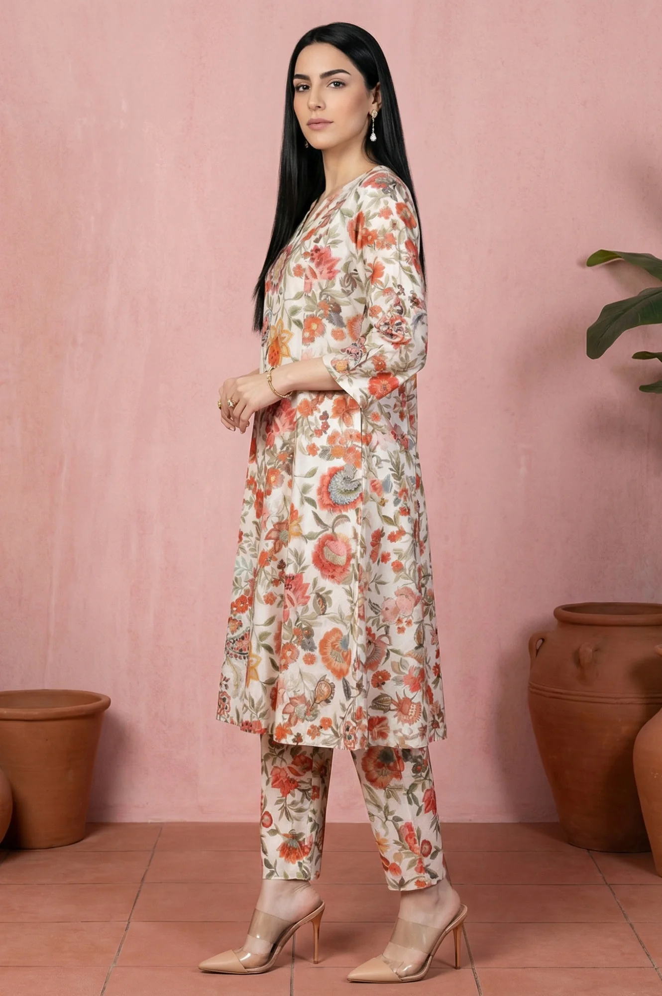 White Floral Printed Straight Kurta with Pant Co-ord Set - Image 4