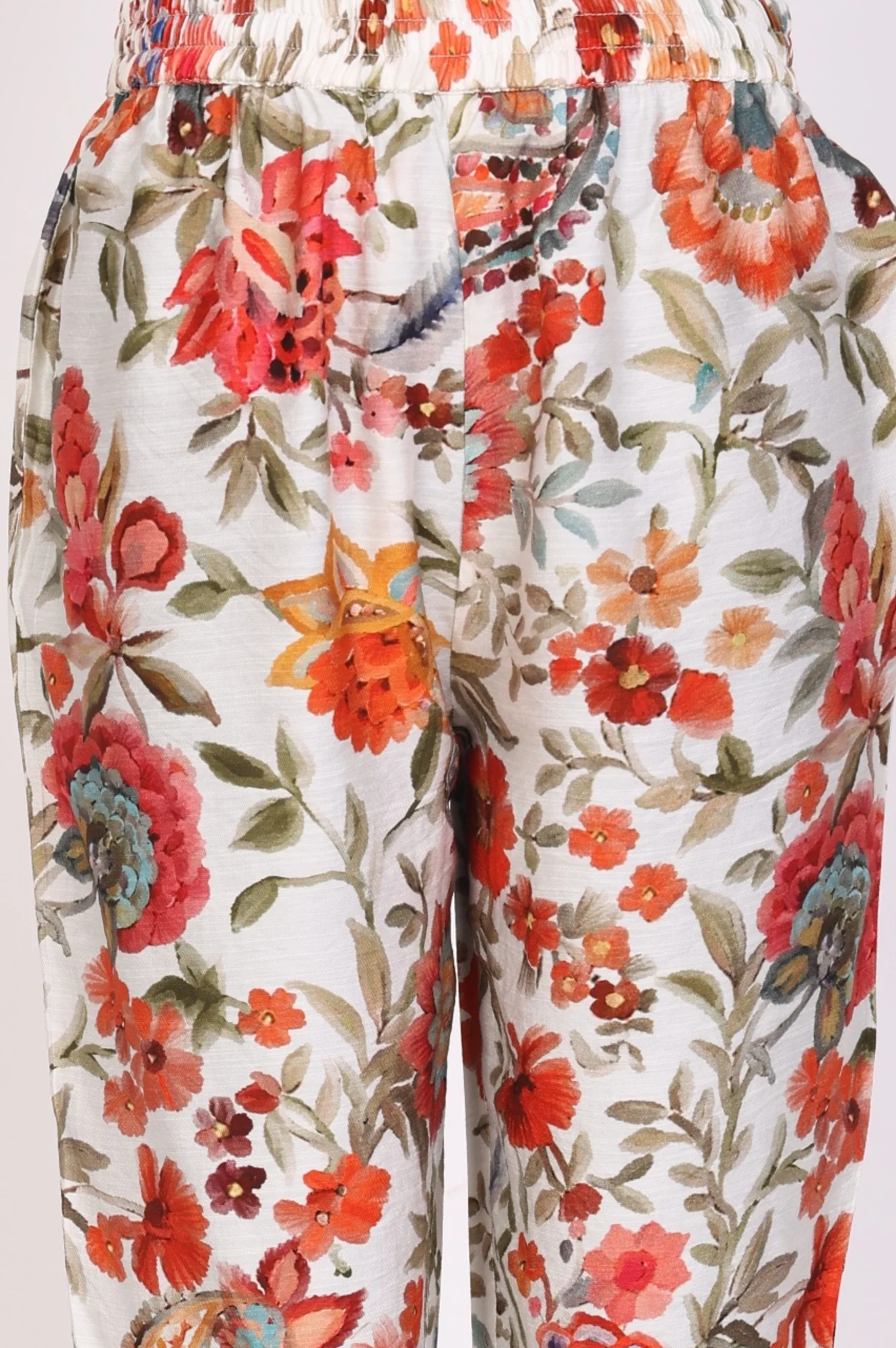 White Floral Printed Straight Kurta with Pant Co-ord Set - Image 7