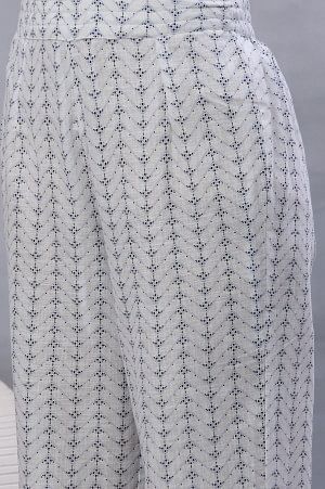 White Printed Salwar Pants With Pleats - Image 7