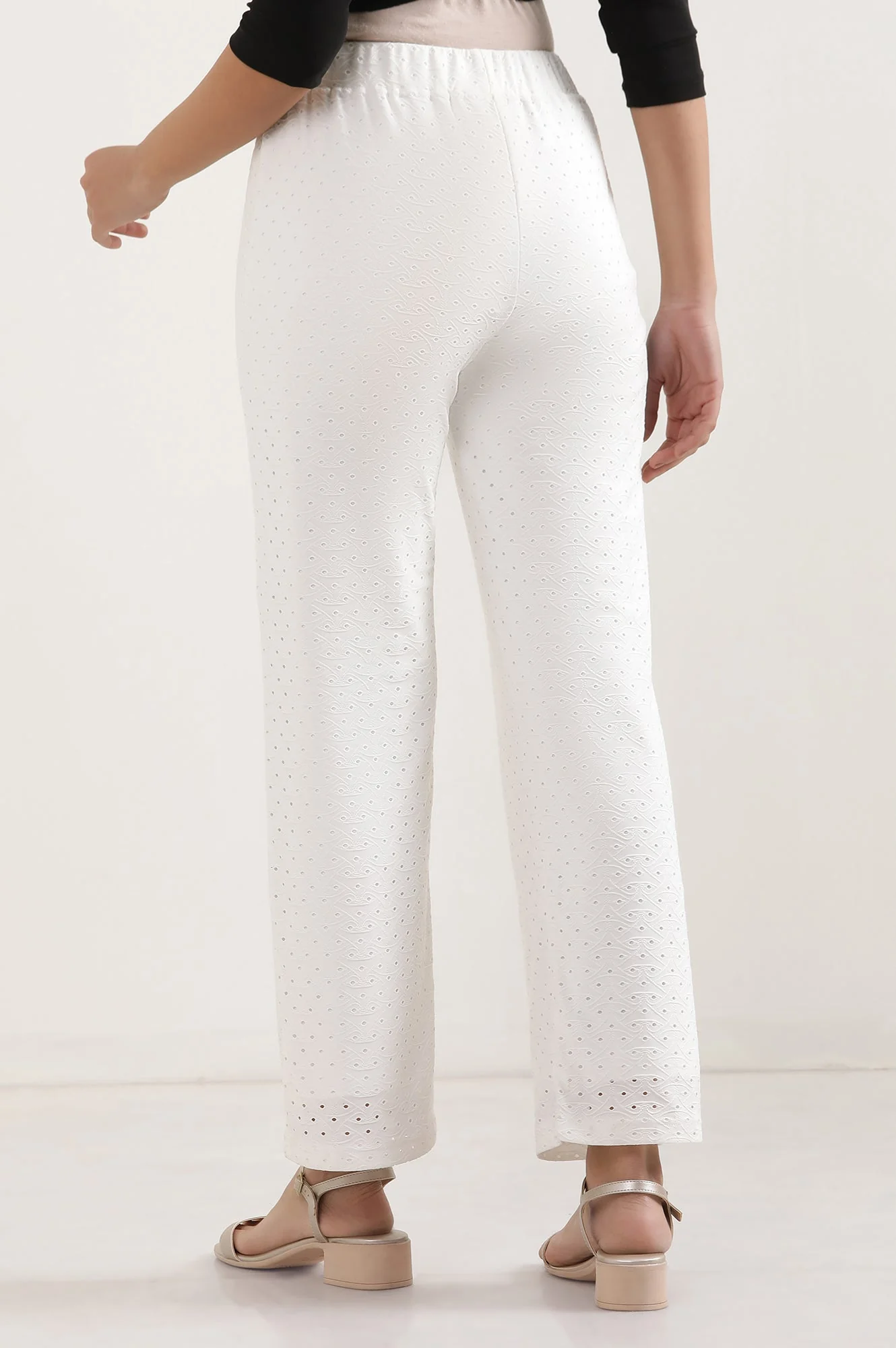 White Solid Straight Fit Palazzo With Elasticated Waist - Image 4