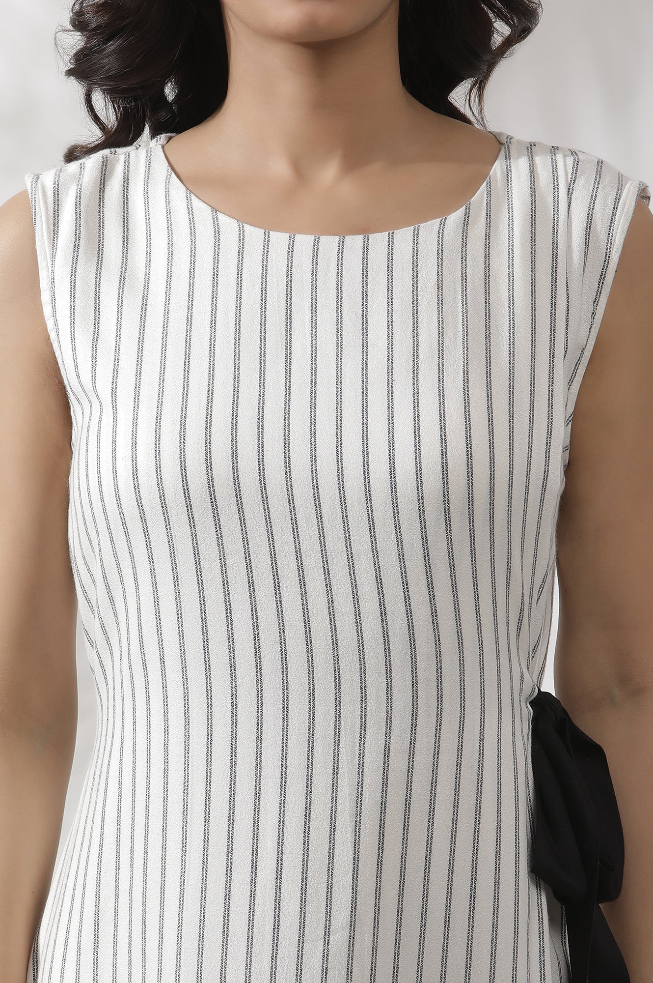 White Sleeveless Long Stripe Printed Cotton Dress - Image 6