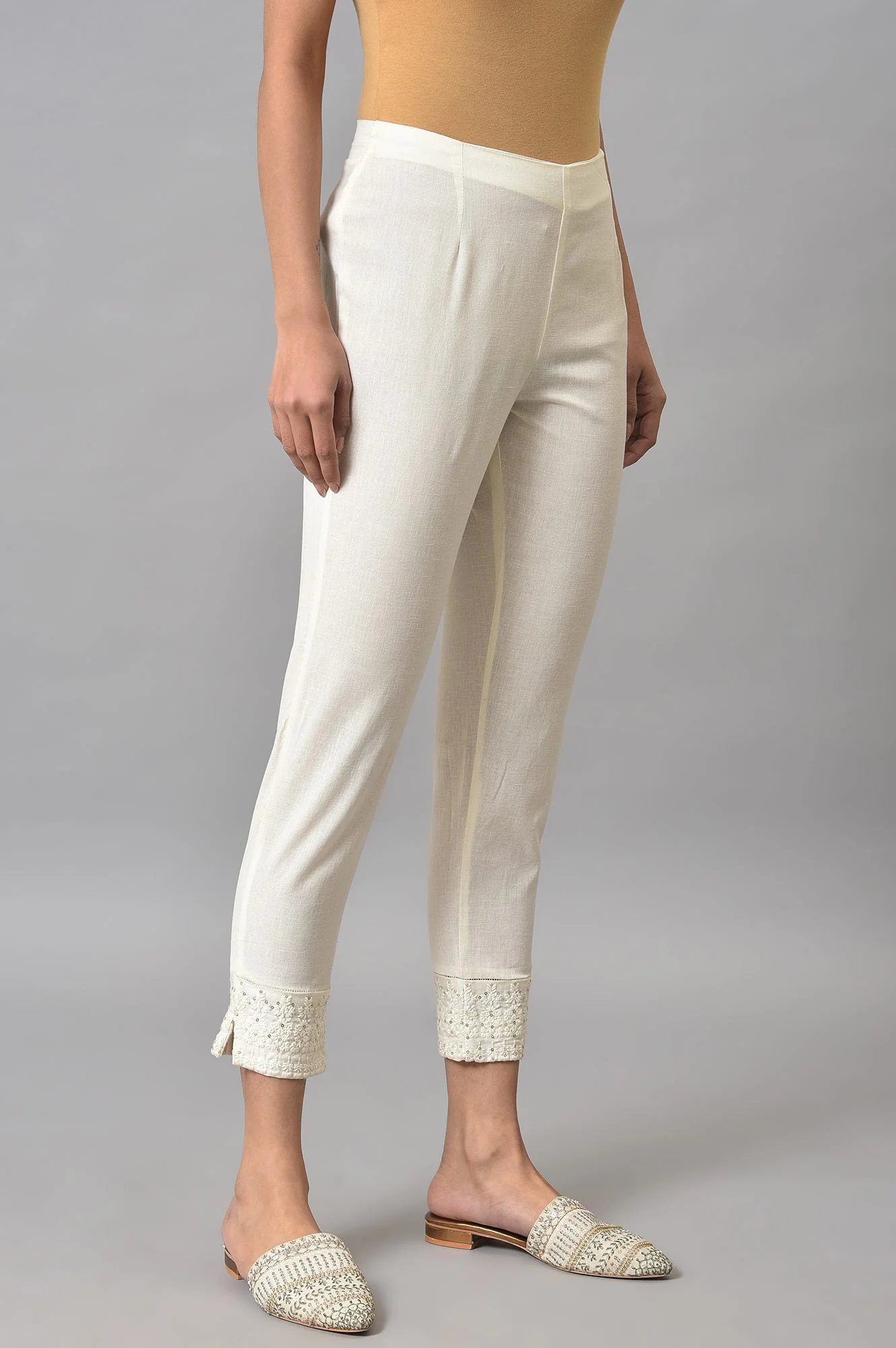 White Solid Embroidered Slim Cotton Pant - Image 4
