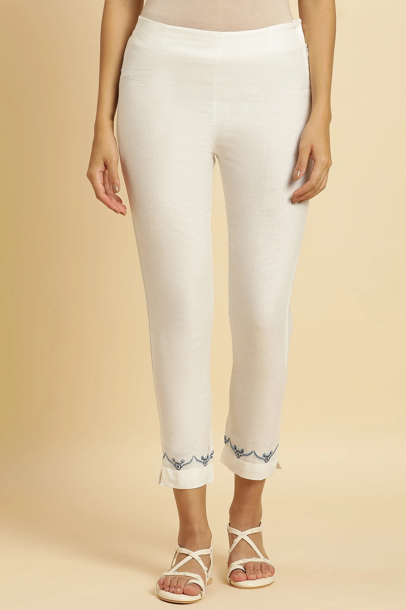 White Solid Embroidered Slim Cotton Pants