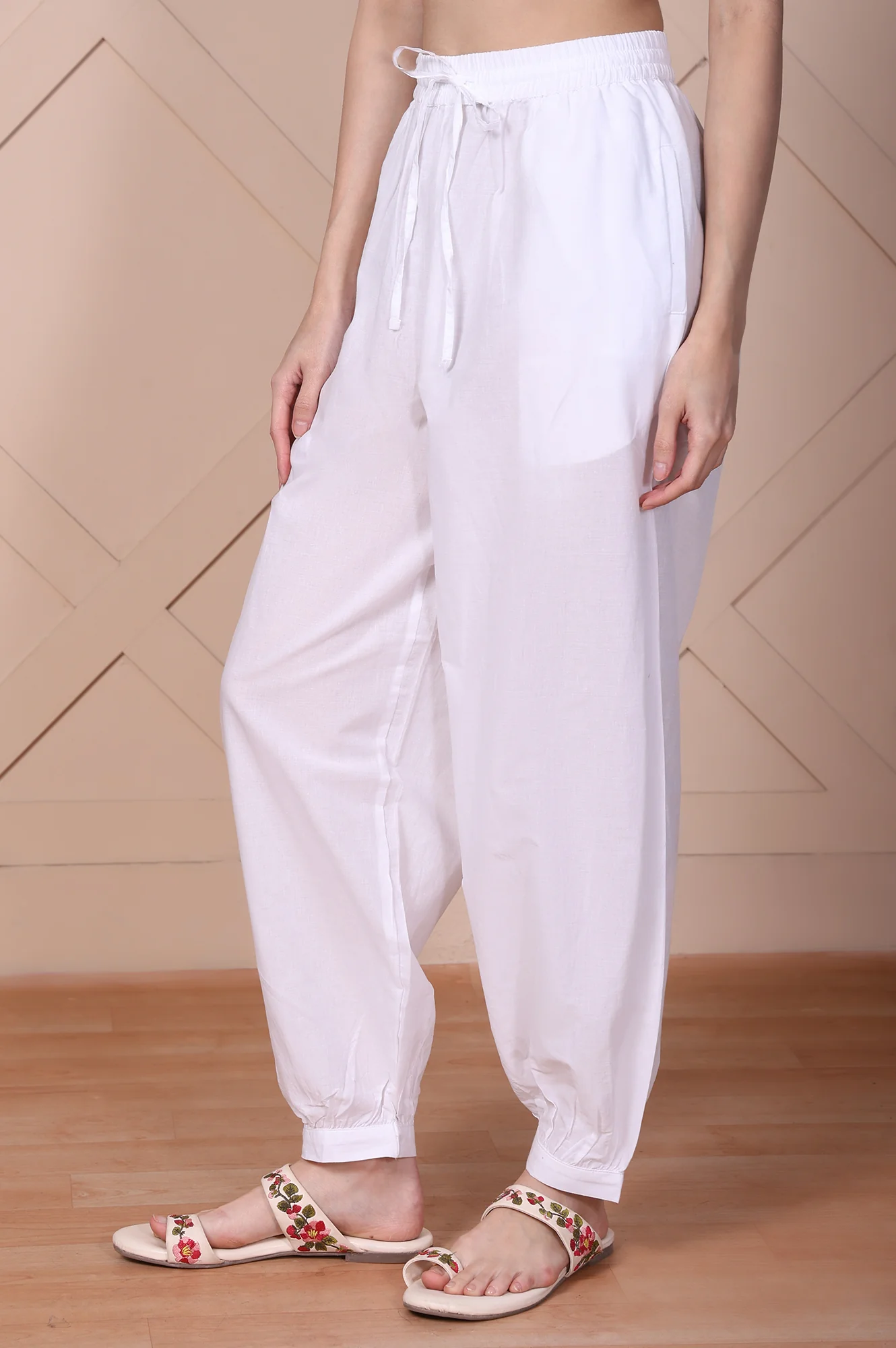 White Solid Pure Cotton Ankle Length Relaxed Fit Harem Pantss - Image 2