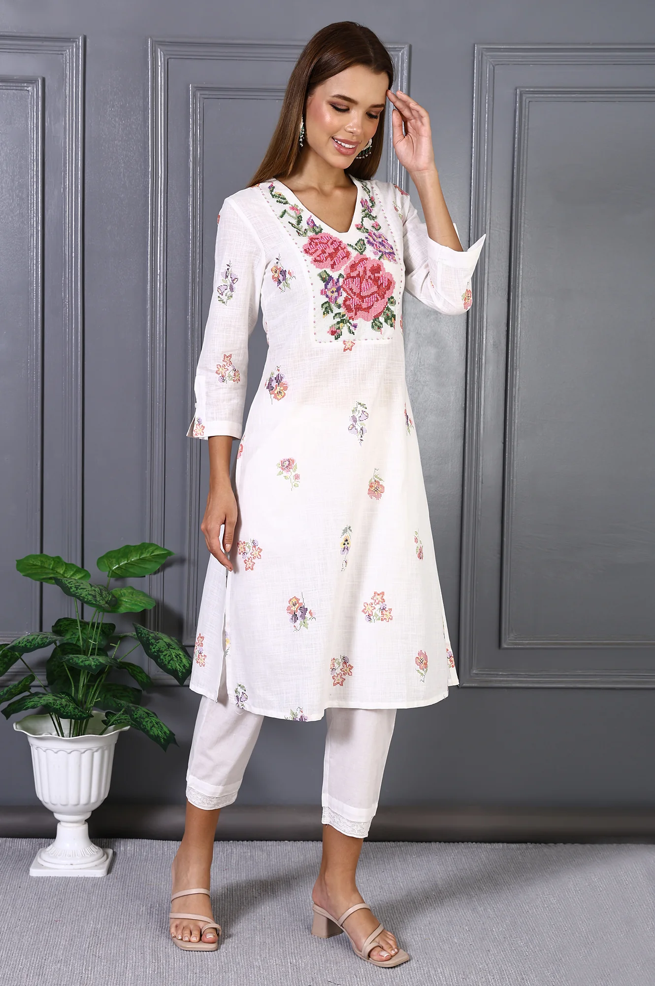 White Solid Pure Cotton Slim Pants with Lace - Image 5