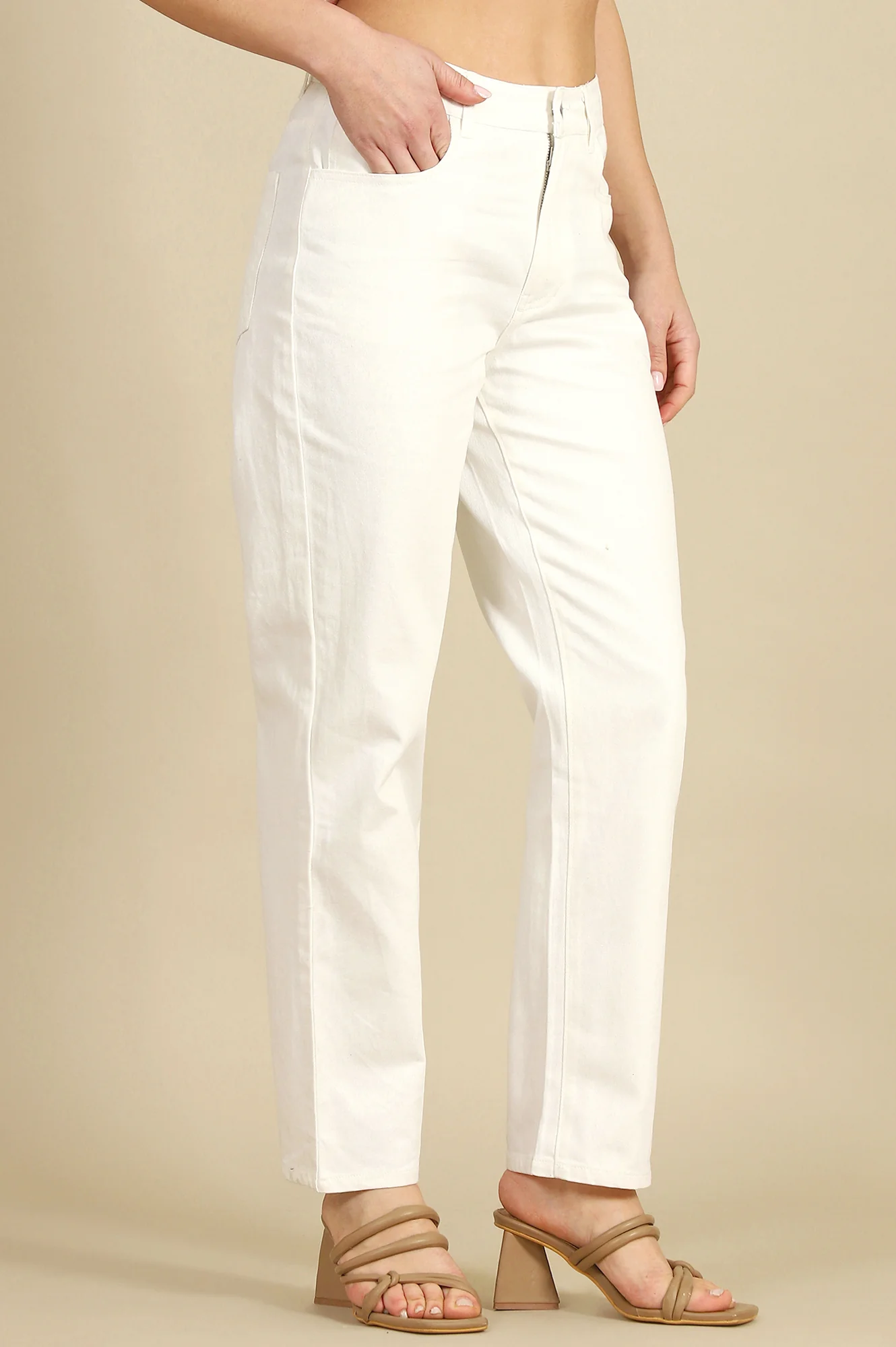 White Solid Straight Fit Cotton Pants With Button Closure - Image 5