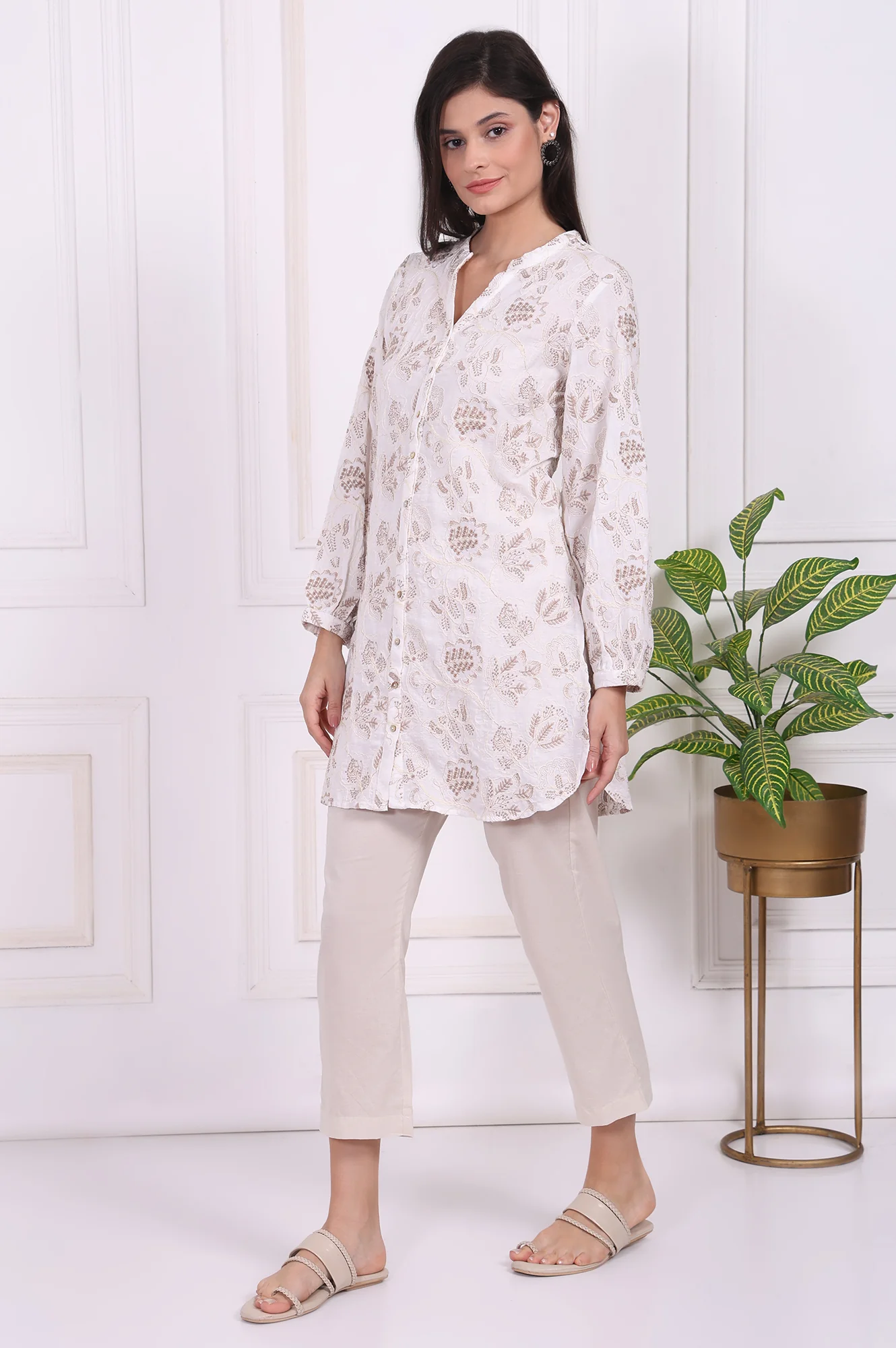 White Thread Embroidered Rayon Straight Tunic - Image 4