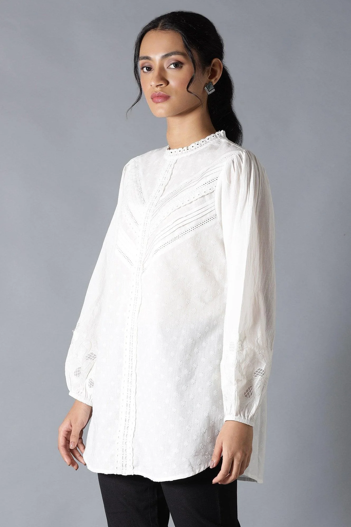 White Top With Lace And Applique Embroidered Sleeves - Image 3