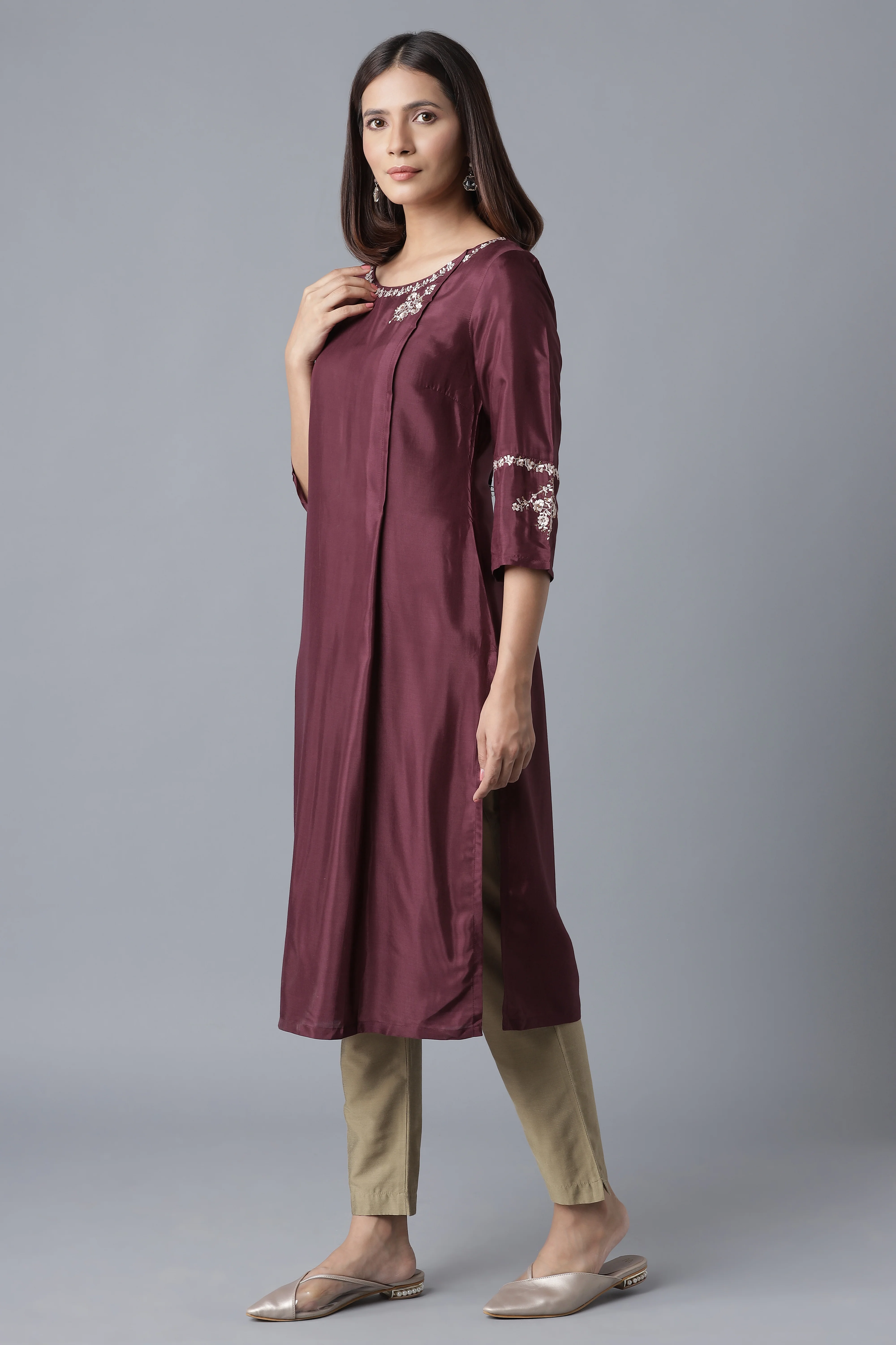 Wine Embroidered kurta - Image 3