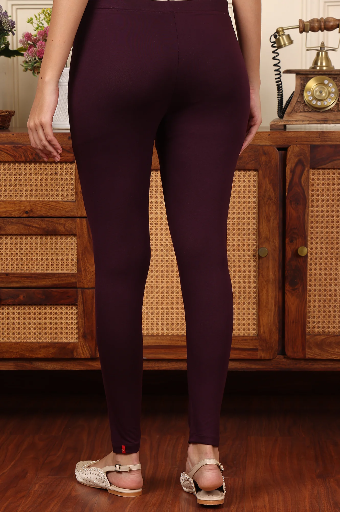Wine Solid Viscose Lycra Tights With Elasticated Band - Image 3