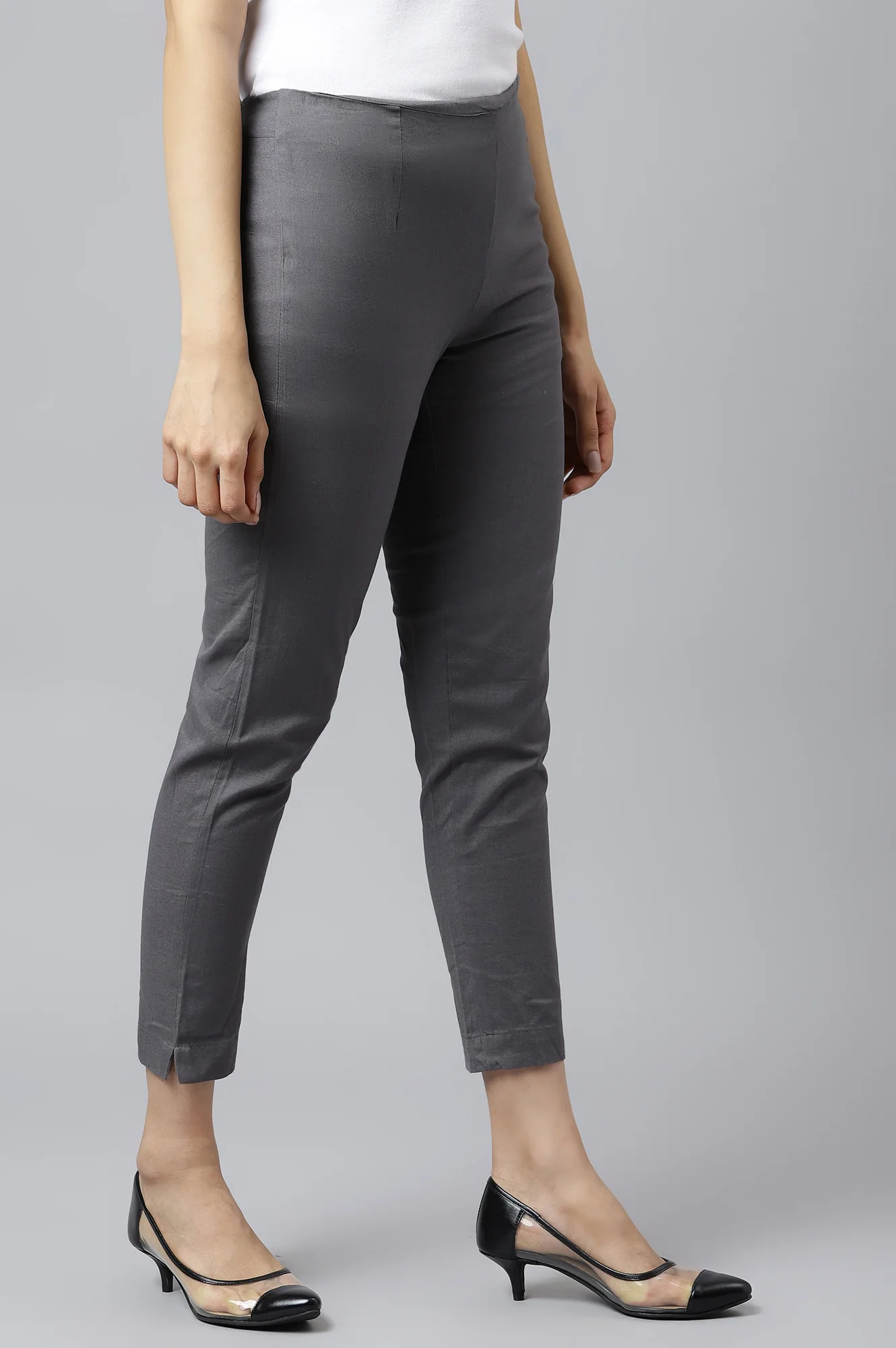 Women Grey Slim Pants - Image 5