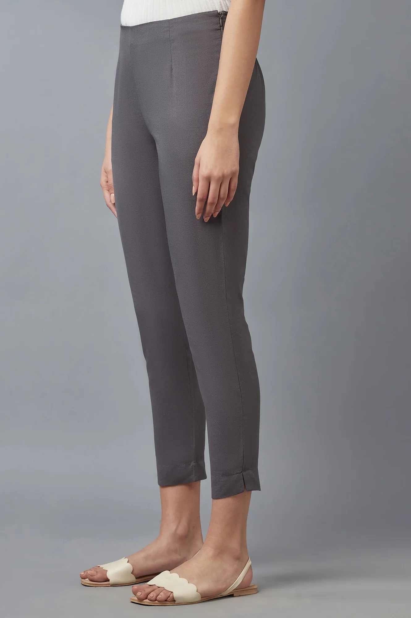 Women Grey Slim Pants - Image 3
