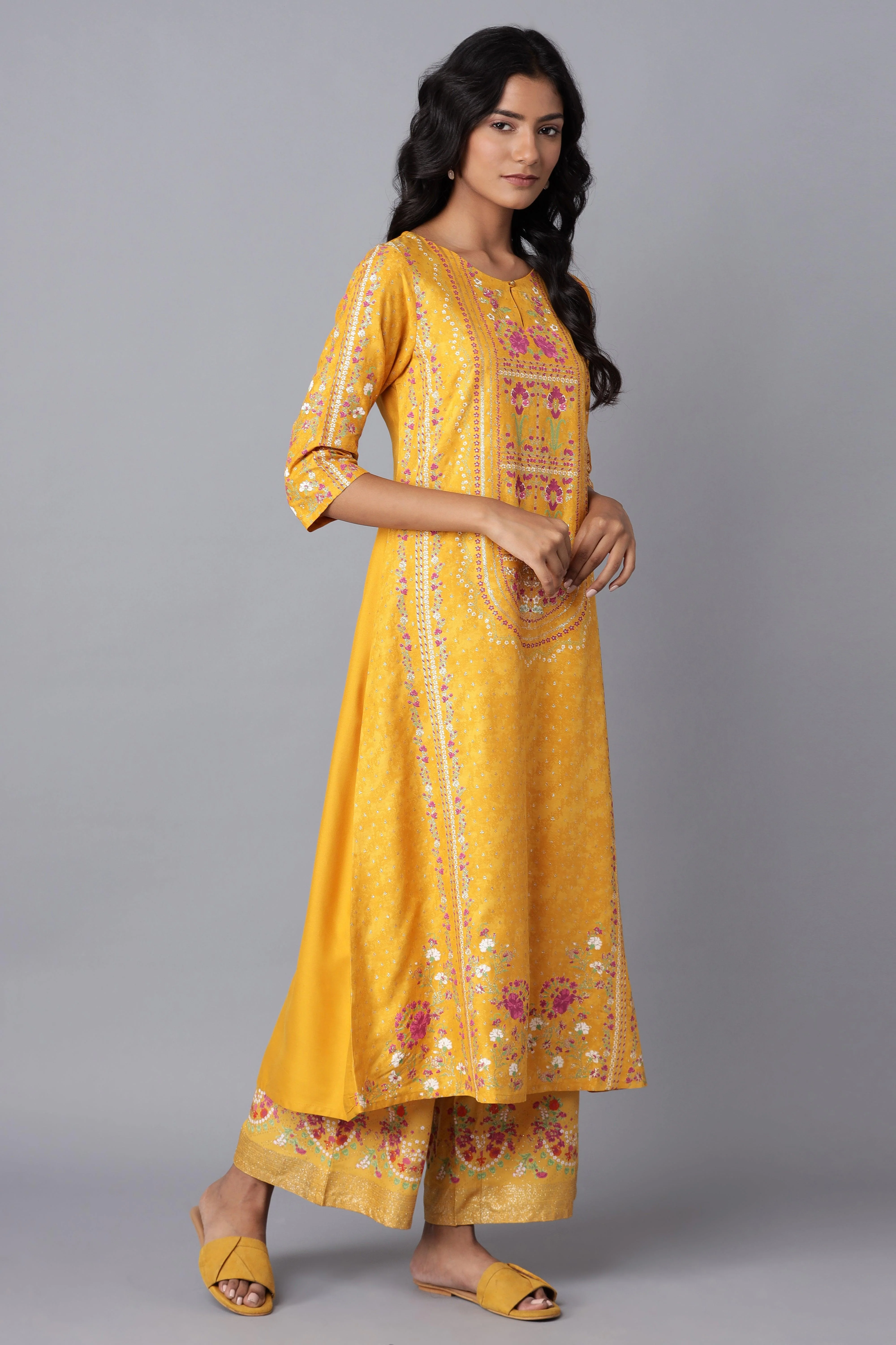 Yellow A-line Printed kurta - Image 4