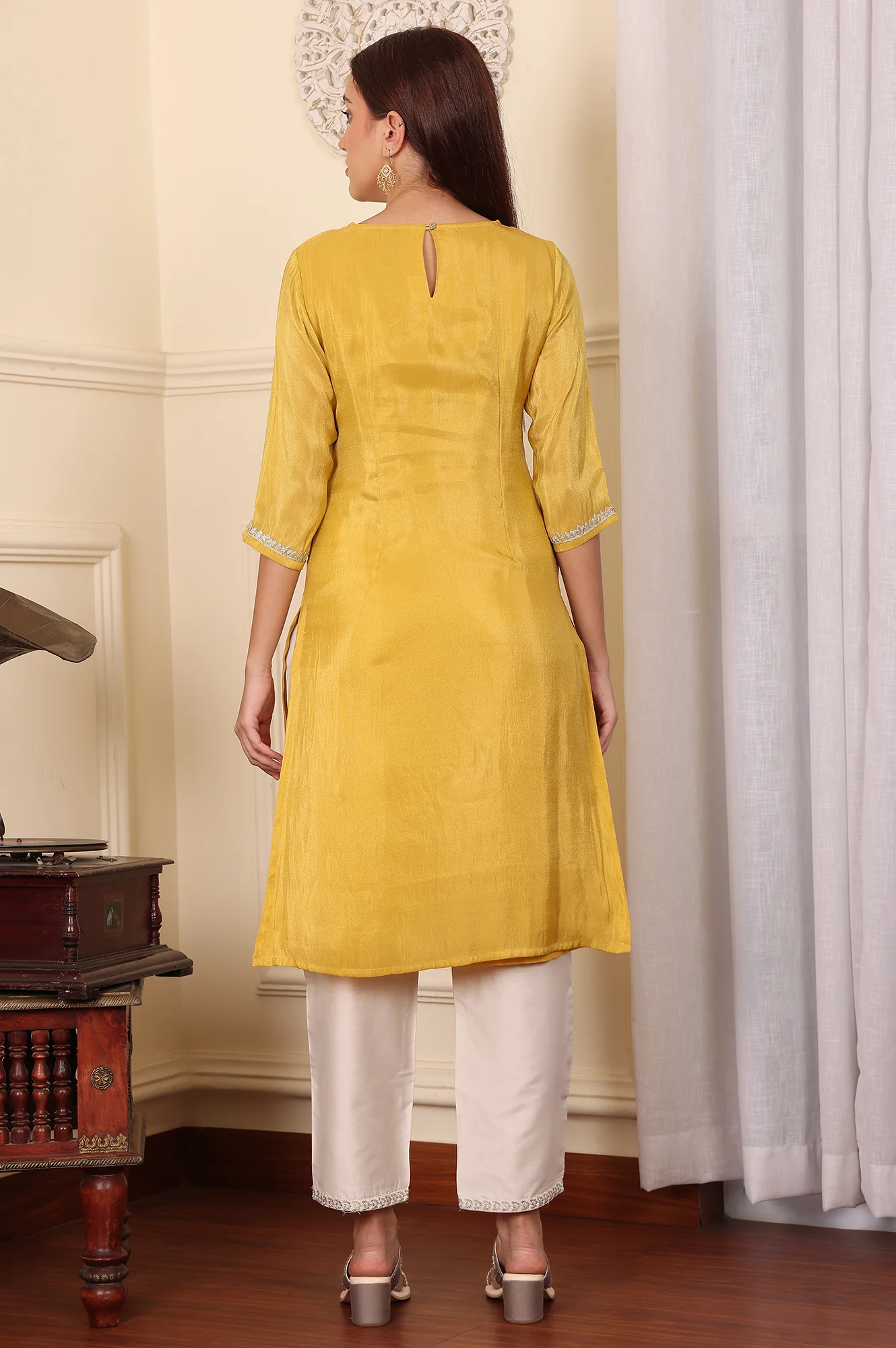 Yellow Dori Embroidered Straight Tissue Kurta - Image 5