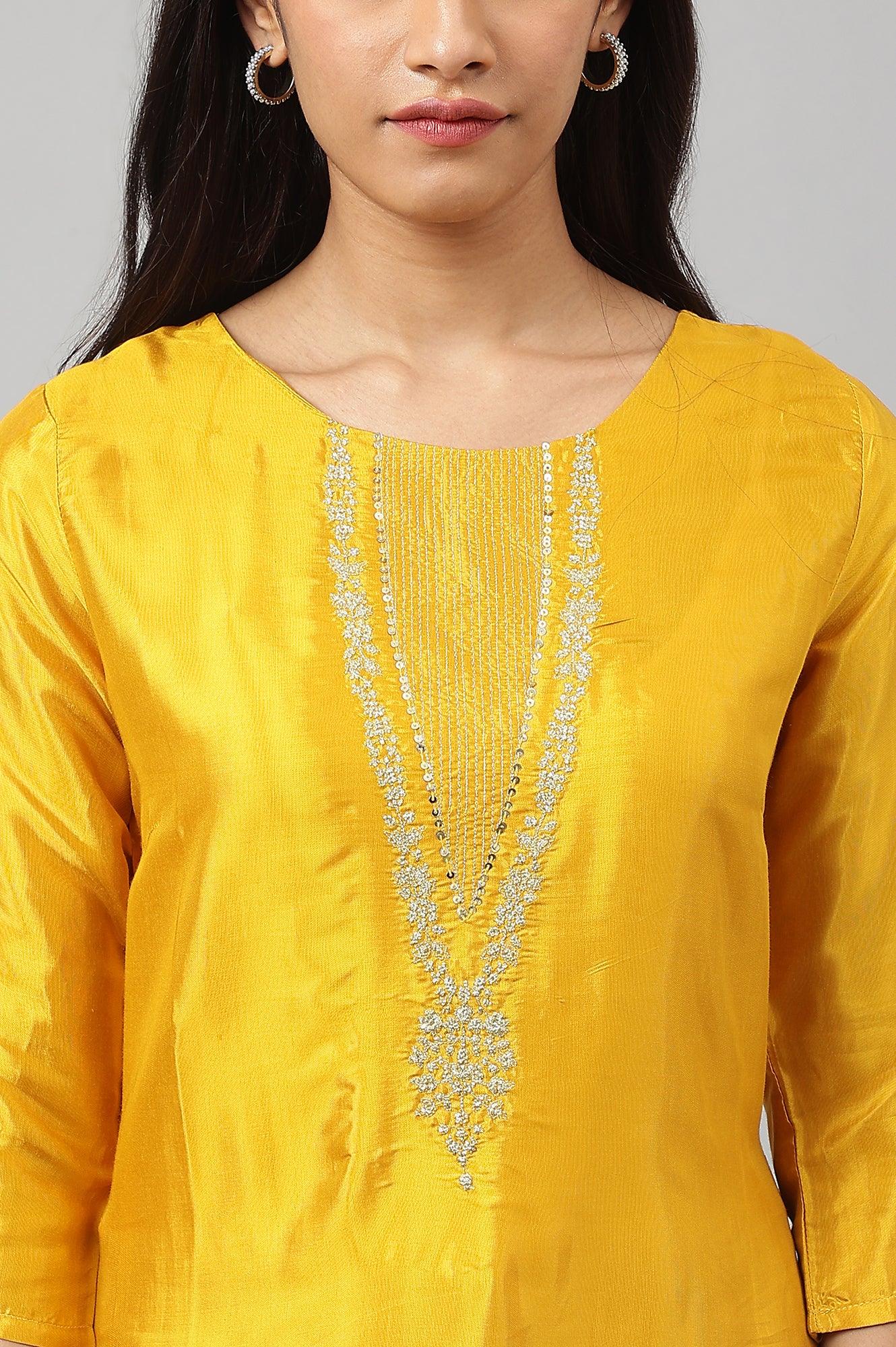 Yellow Embroidered Festive kurta - Image 8