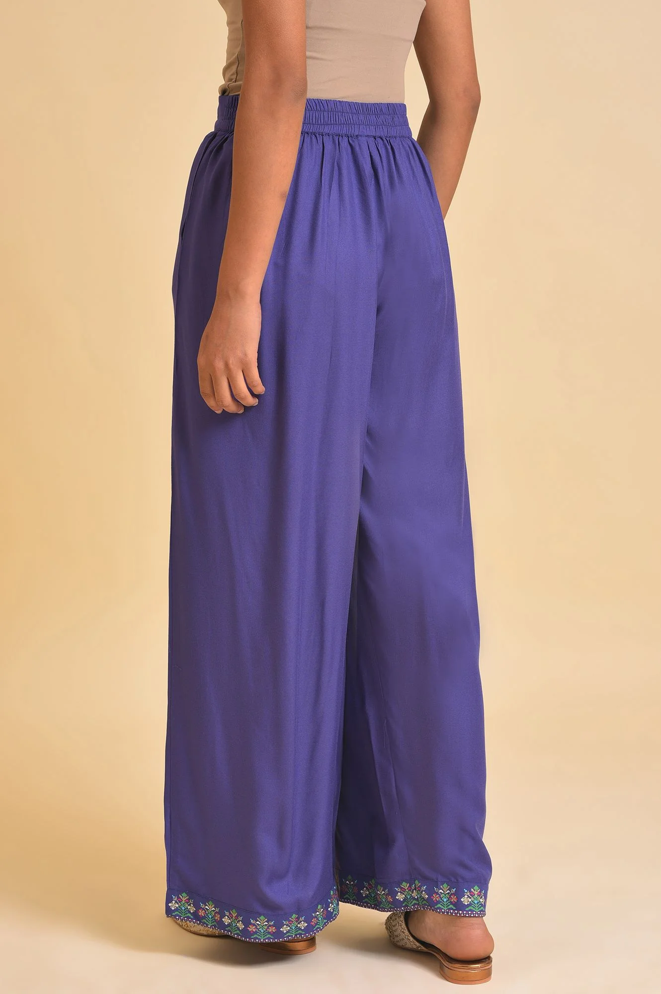 Yellow Floral Printed A-line Kurta with Parallel Pant Set - Image 3