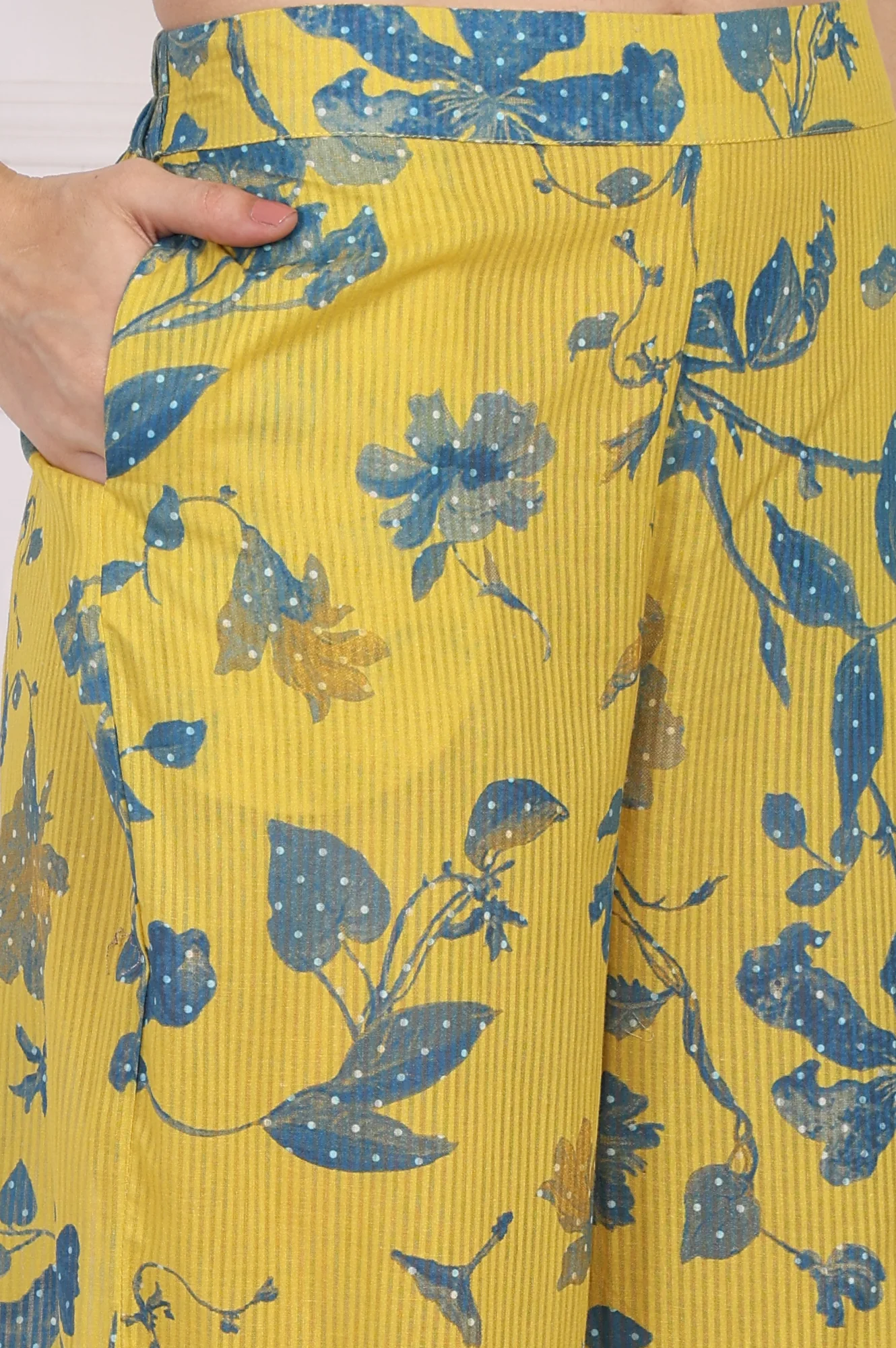 Yellow Floral Printed Cotton Straight Kurta with Parallel Pant Set - Image 8