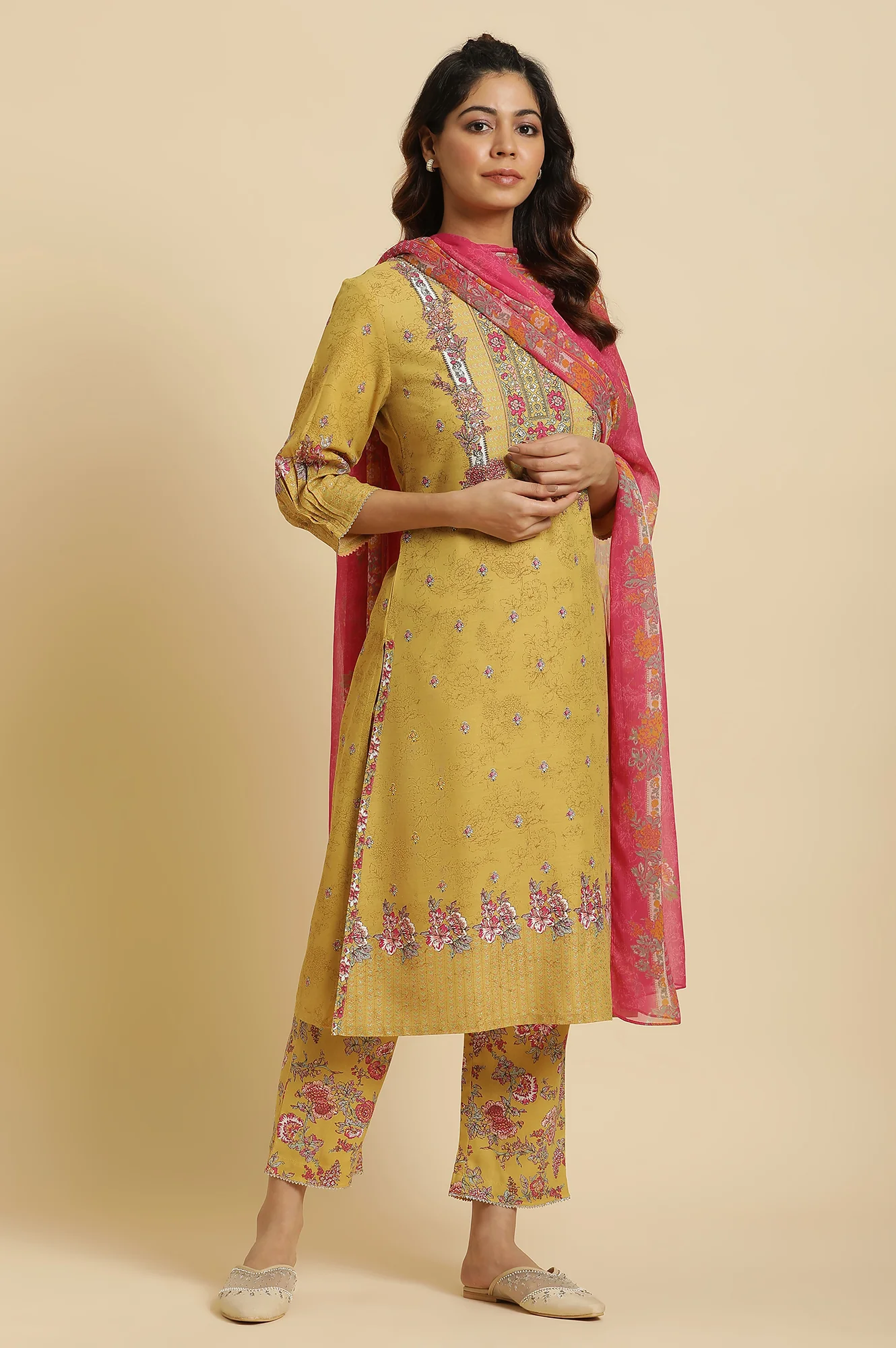 Yellow Floral Printed Kurta and Pants Set with Pink Dupatta - Image 2