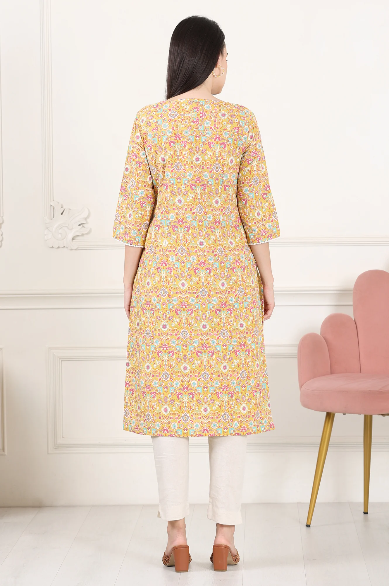 Yellow Floral Printed Pure Cotton Straight Kurta - Image 5