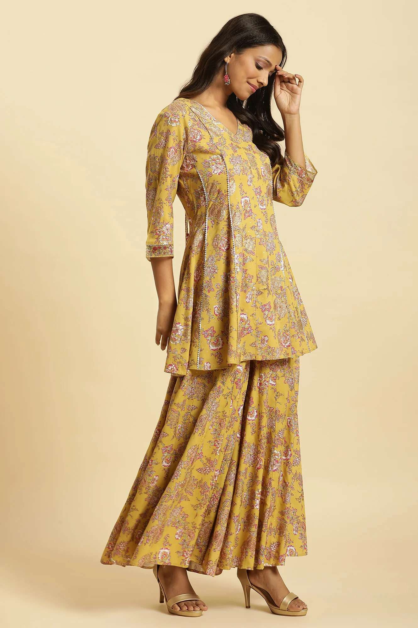 Yellow Floral Printed Short Flared Kurta, Sharara and Dupatta Set - Image 6