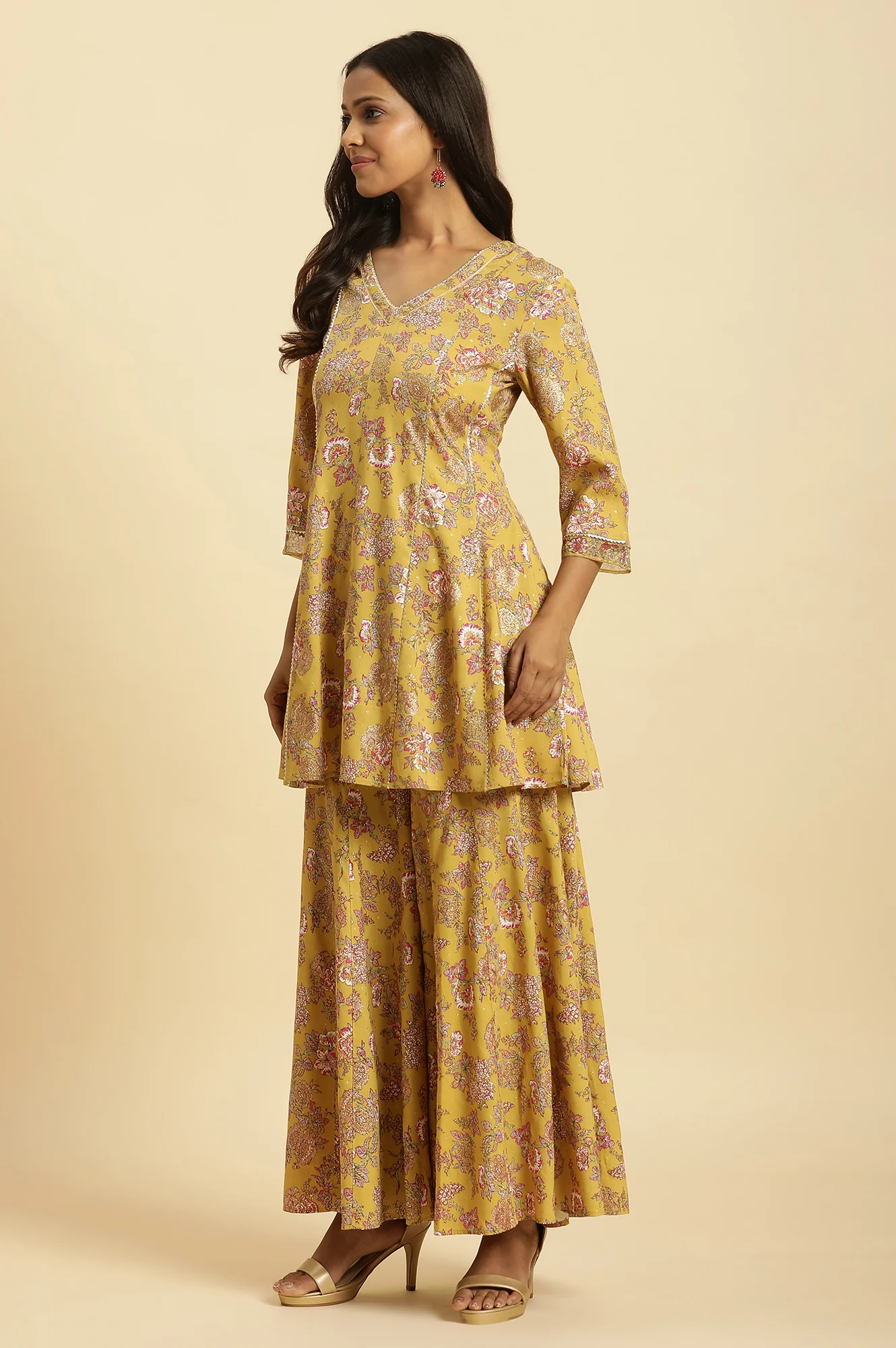 Yellow Floral Printed Short Flared Kurta, Sharara And Dupatta Set - Image 3