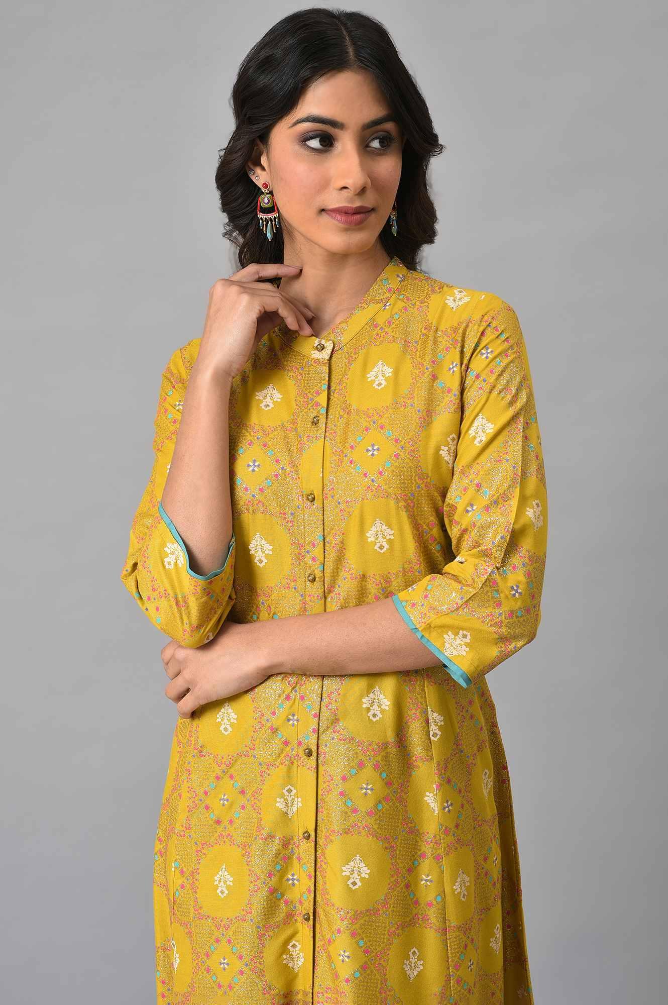 Yellow Glitter Printed kurta With Blue Slim Pants - Image 5