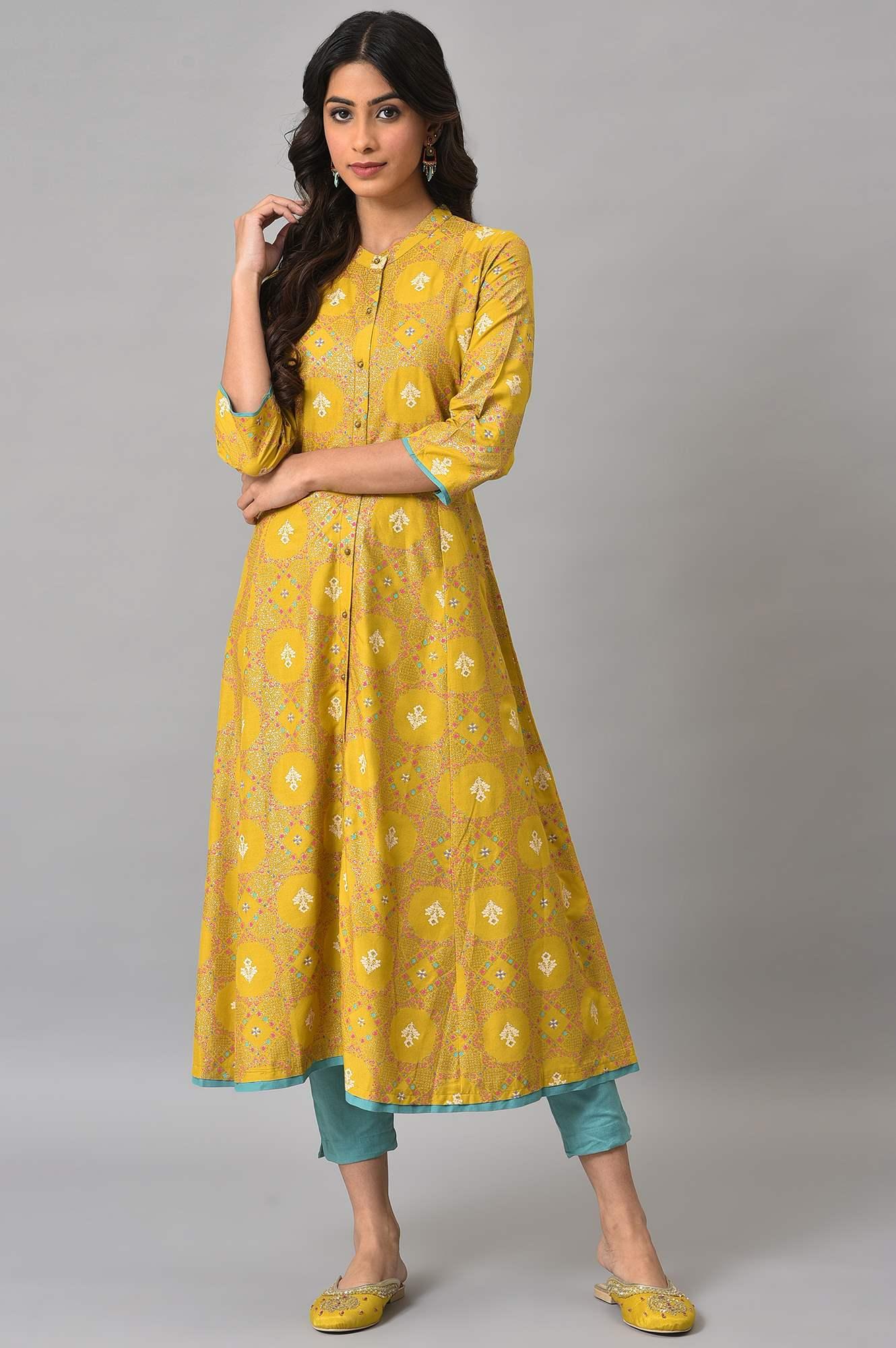 Yellow Glitter Printed kurta With Blue Slim Pants - Image 8
