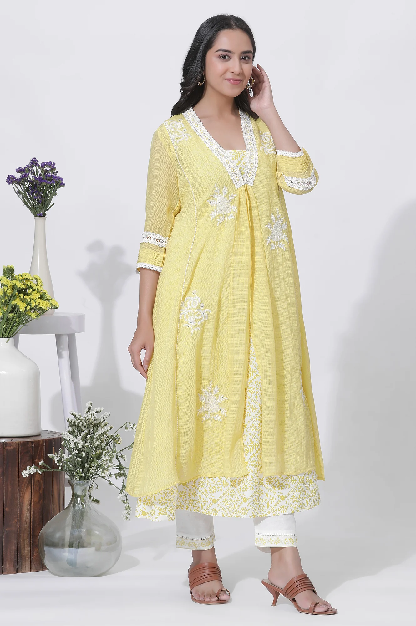 Yellow Kota Embroidered Gilet, Printed Kurta And Pants Set - Image 5
