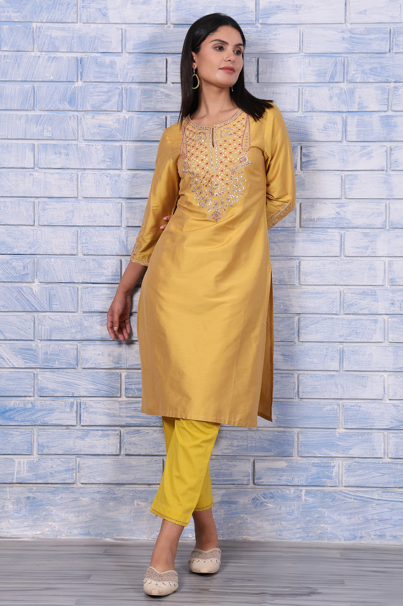 Yellow Metallic Embroidered Straight Kurta