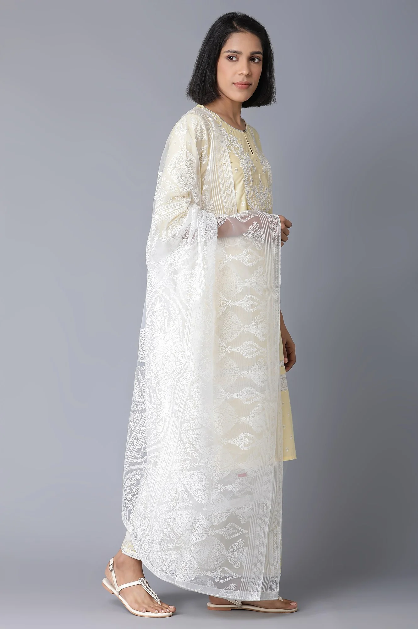 Yellow Printed kurta with Parallel Pants and Dupatta - Image 4