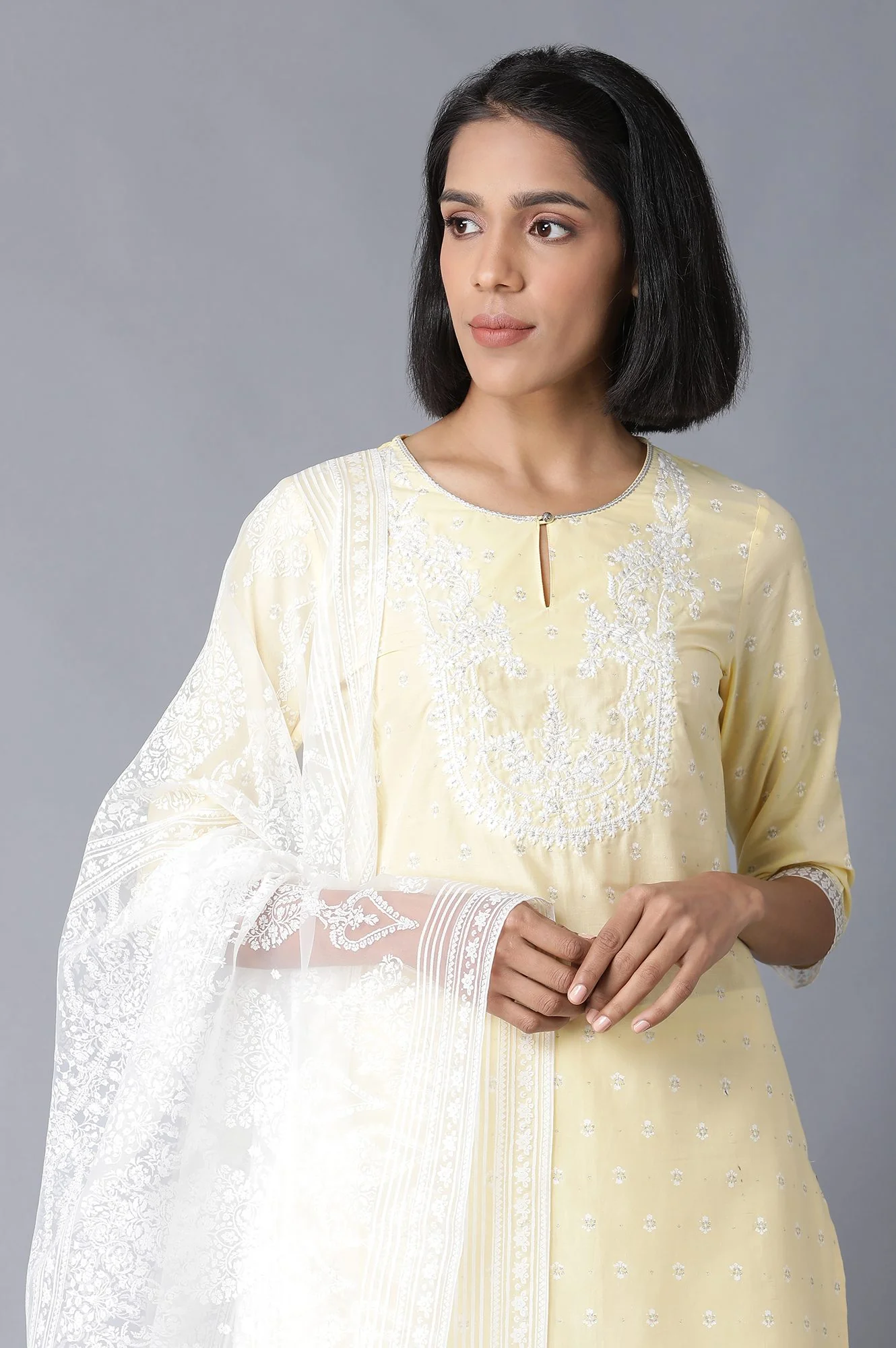 Yellow Printed kurta with Parallel Pants and Dupatta - Image 5