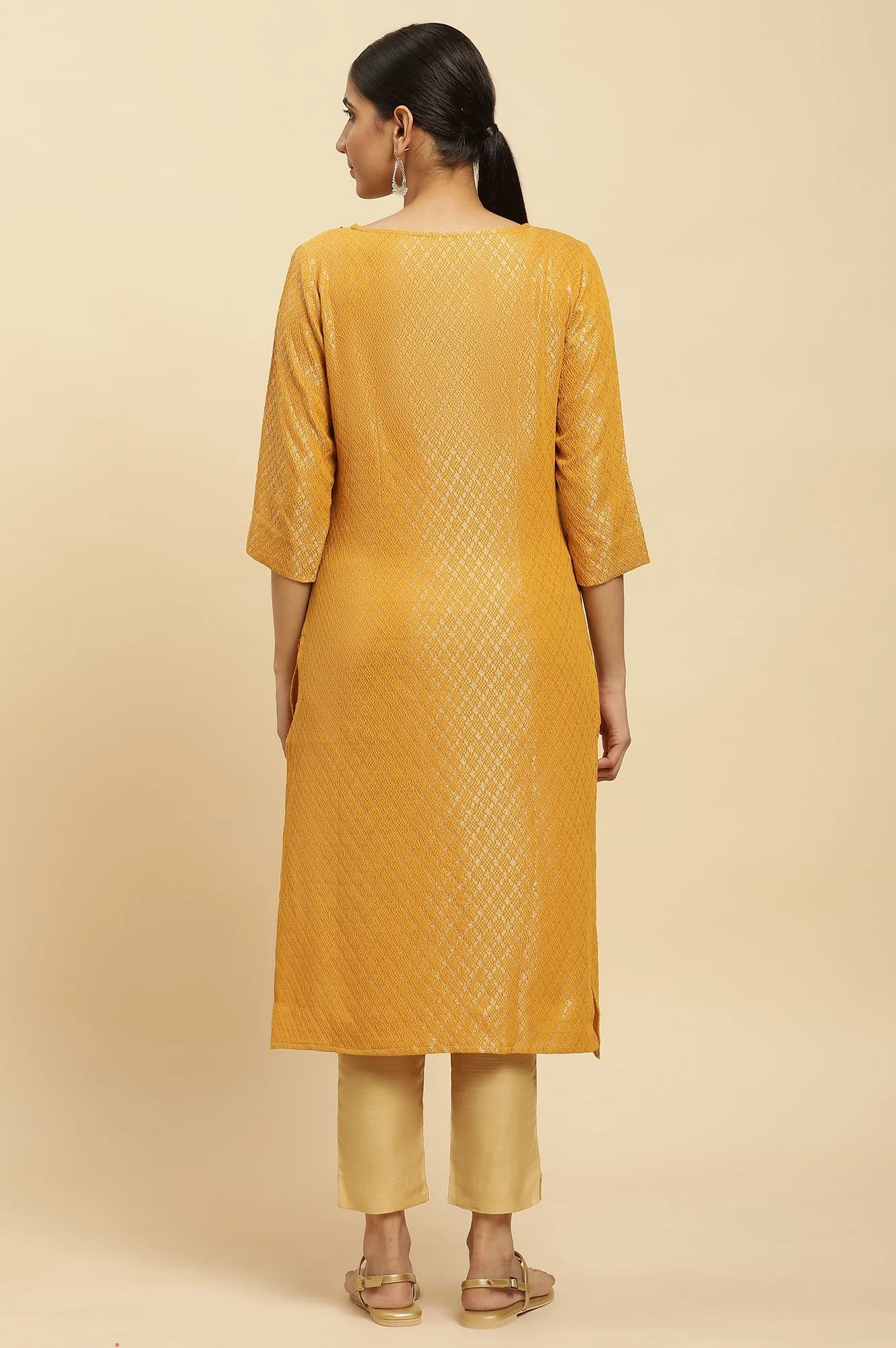 Yellow Solid Sequined Straight Cotton Kurta - Image 4
