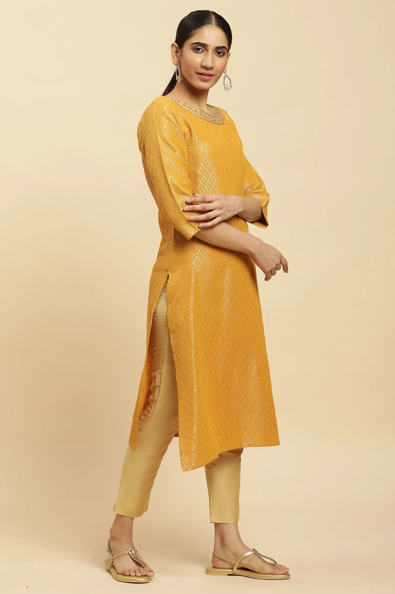 Yellow Solid Sequined Straight Cotton Kurta - Image 5